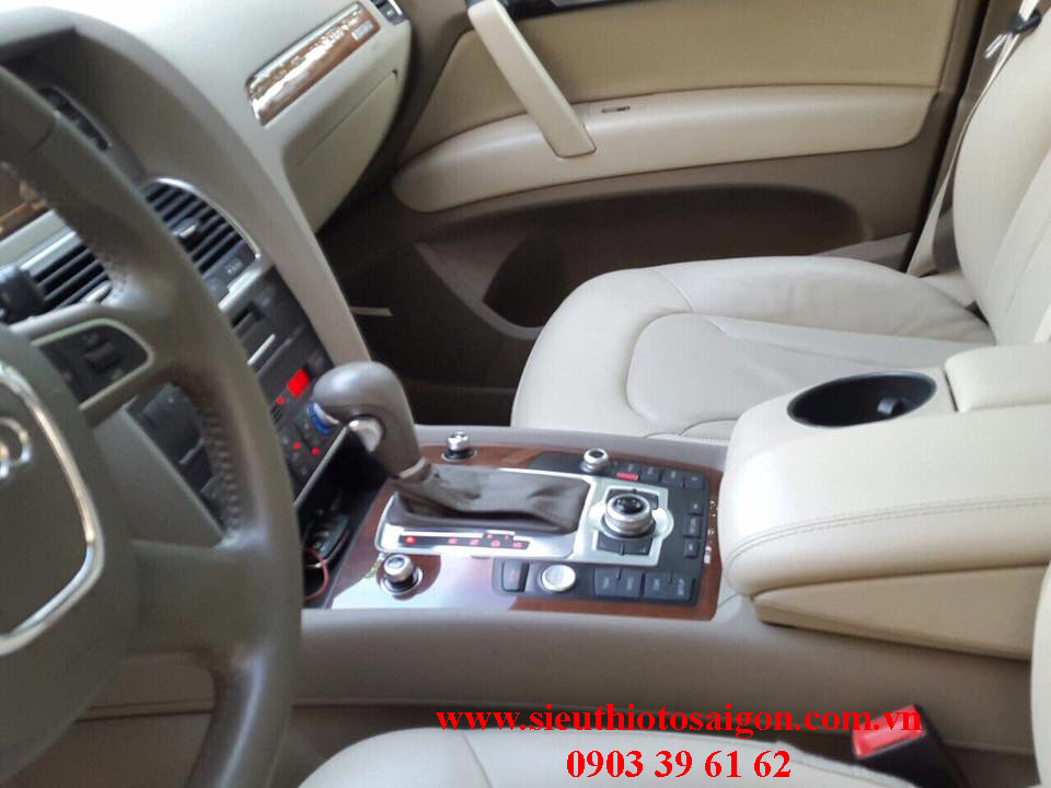 Audi Q7 3.0 model 2011