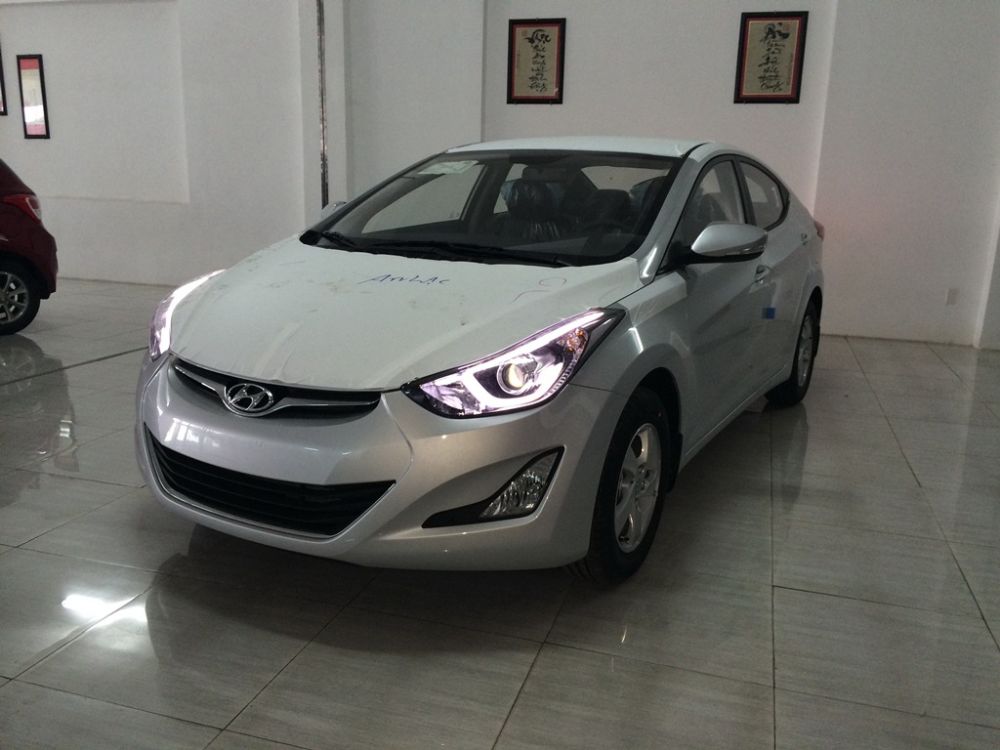 ELANTRA