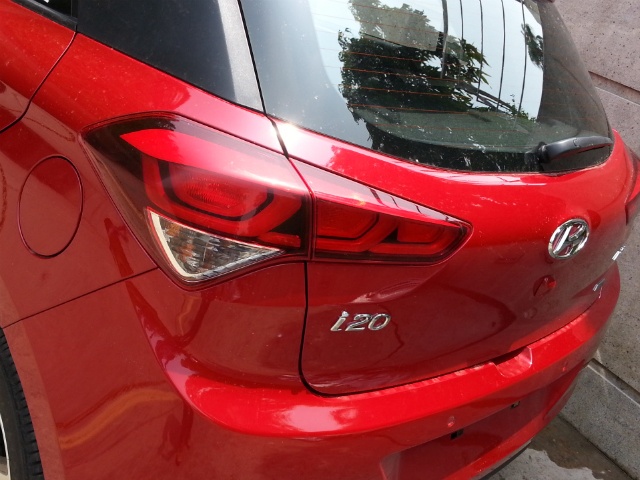 Hyundai I20 2015 Rẻ Bằng Nửa Xe Tay Ga .