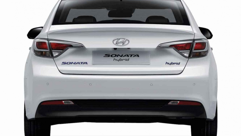 Hyundai Sonata Hybird ra mắt tại Hàn Quốc