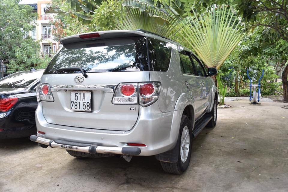Fortuner máy dầu , sản xuất 2014 màu bạc