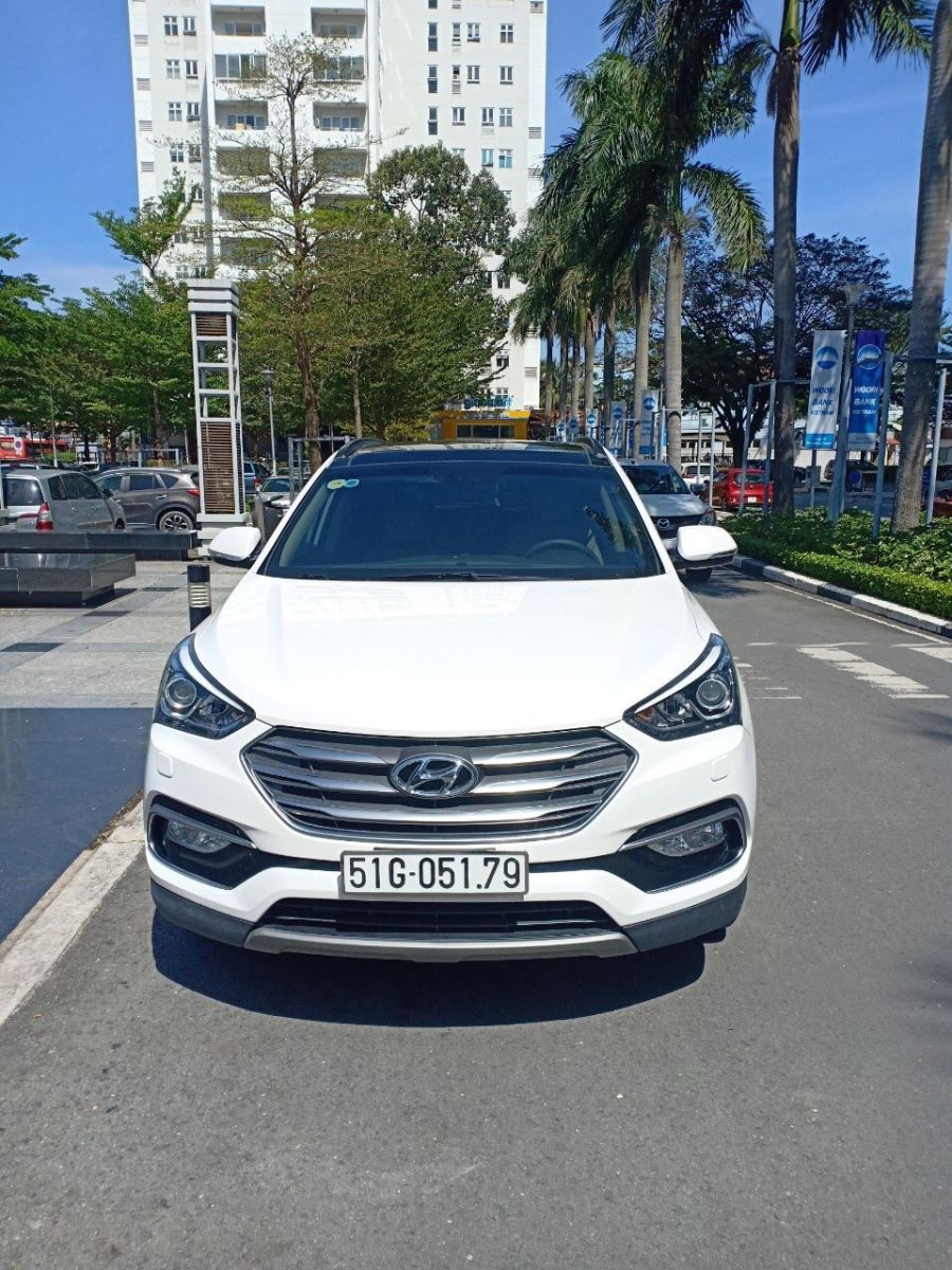 Santafe full xăng 2017 đã qua sử dụng