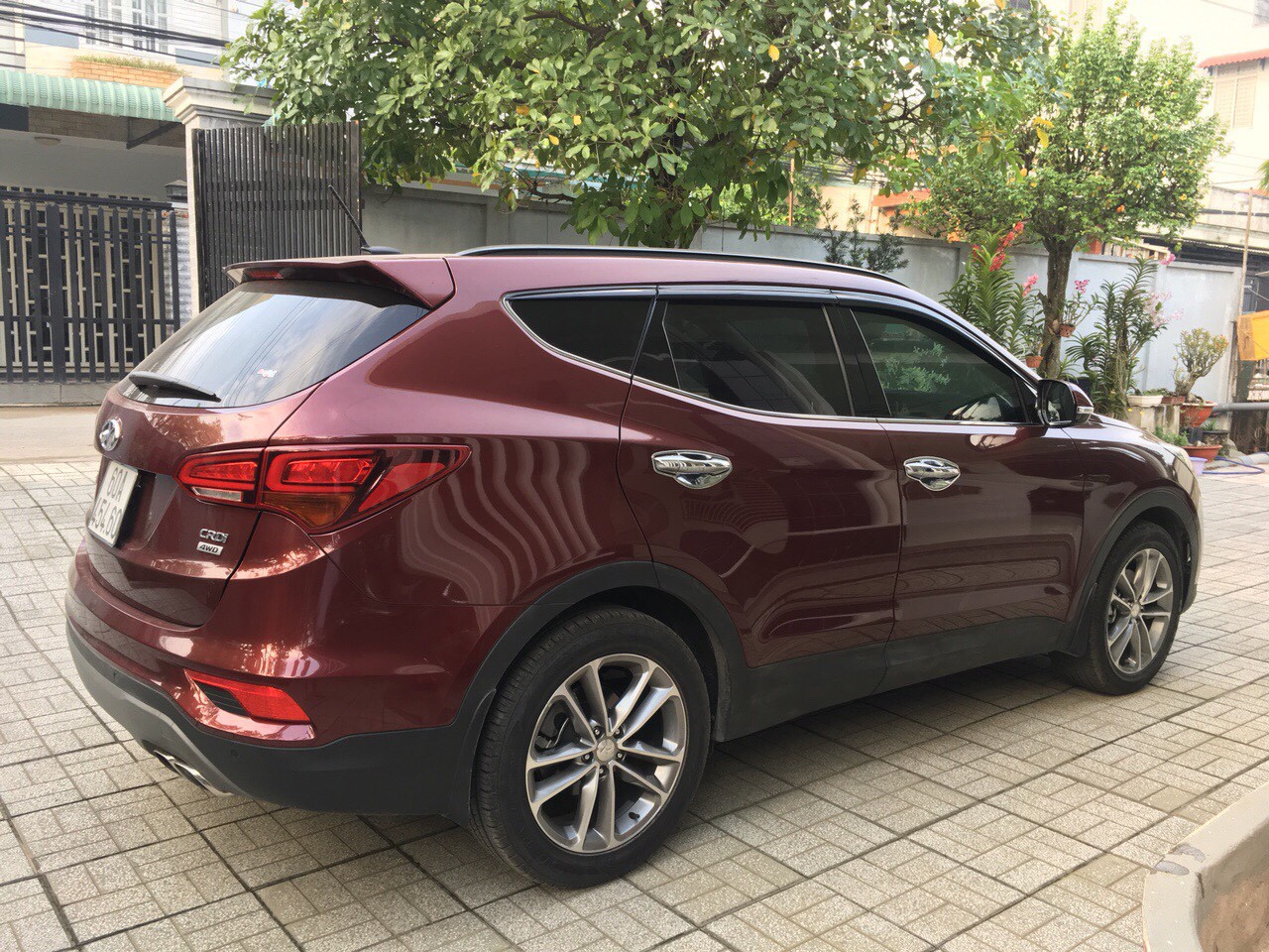 Xe Hyundai SantaFe 2017 Máy Dầu Đã Qua Sử Dụng
