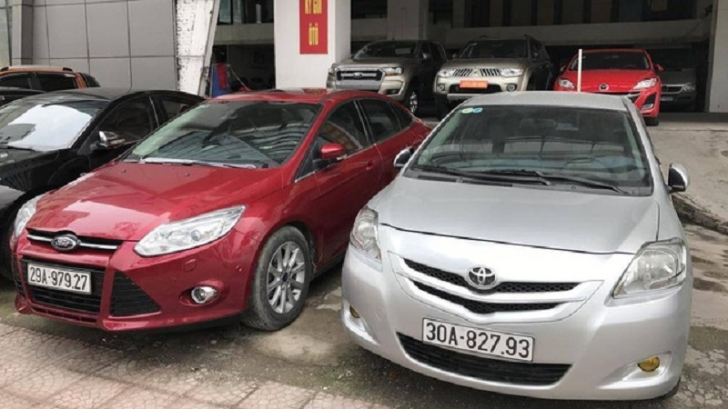 Mua bán ô tô cũ là vấn đề được nhiều người quan tâm