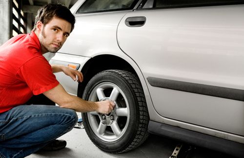 Hướng dẫn cách kiểm tra khi mua xe ô tô cũ.