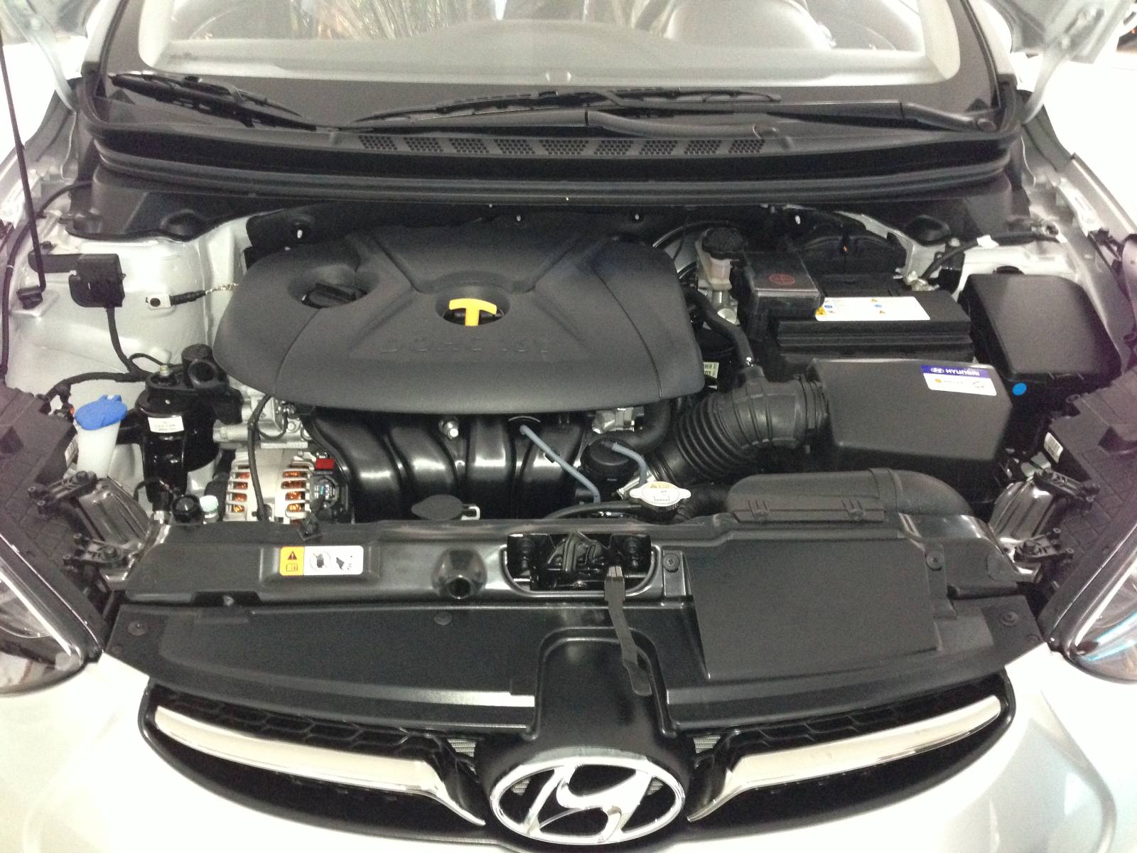 máy xe hyundai elantra